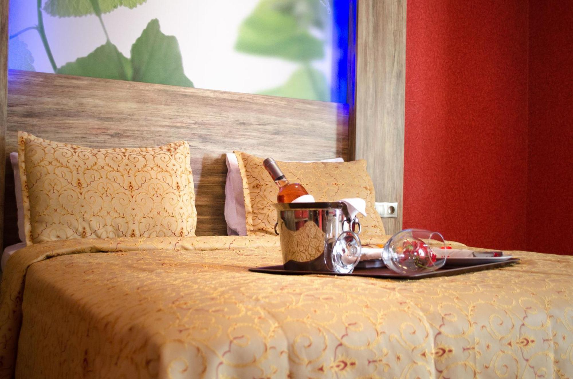 בודרום Delfi Hotel Spa & Wellness Center חדר תמונה