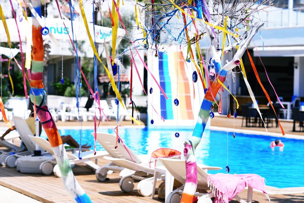 בודרום Delfi Hotel Spa & Wellness Center מראה חיצוני תמונה