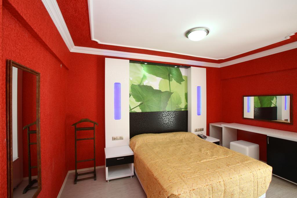 בודרום Delfi Hotel Spa & Wellness Center מראה חיצוני תמונה